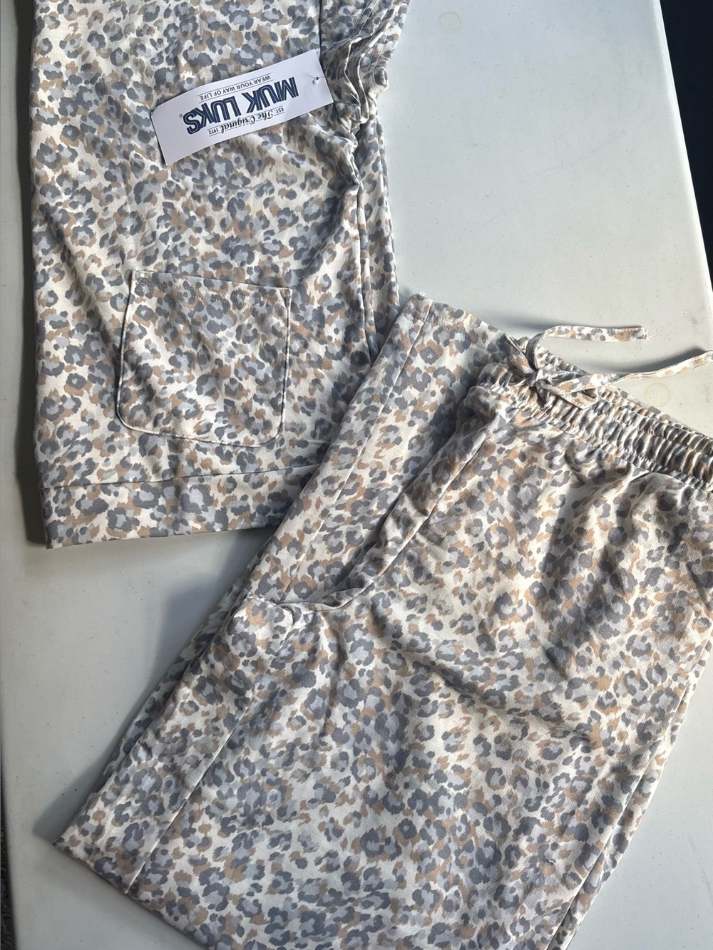 Muk Luks Leopard Print Pajama Set — Size Large, NWT